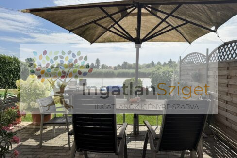 947F9CAB-4CB1-49DF-BC1A-F42714D07D20