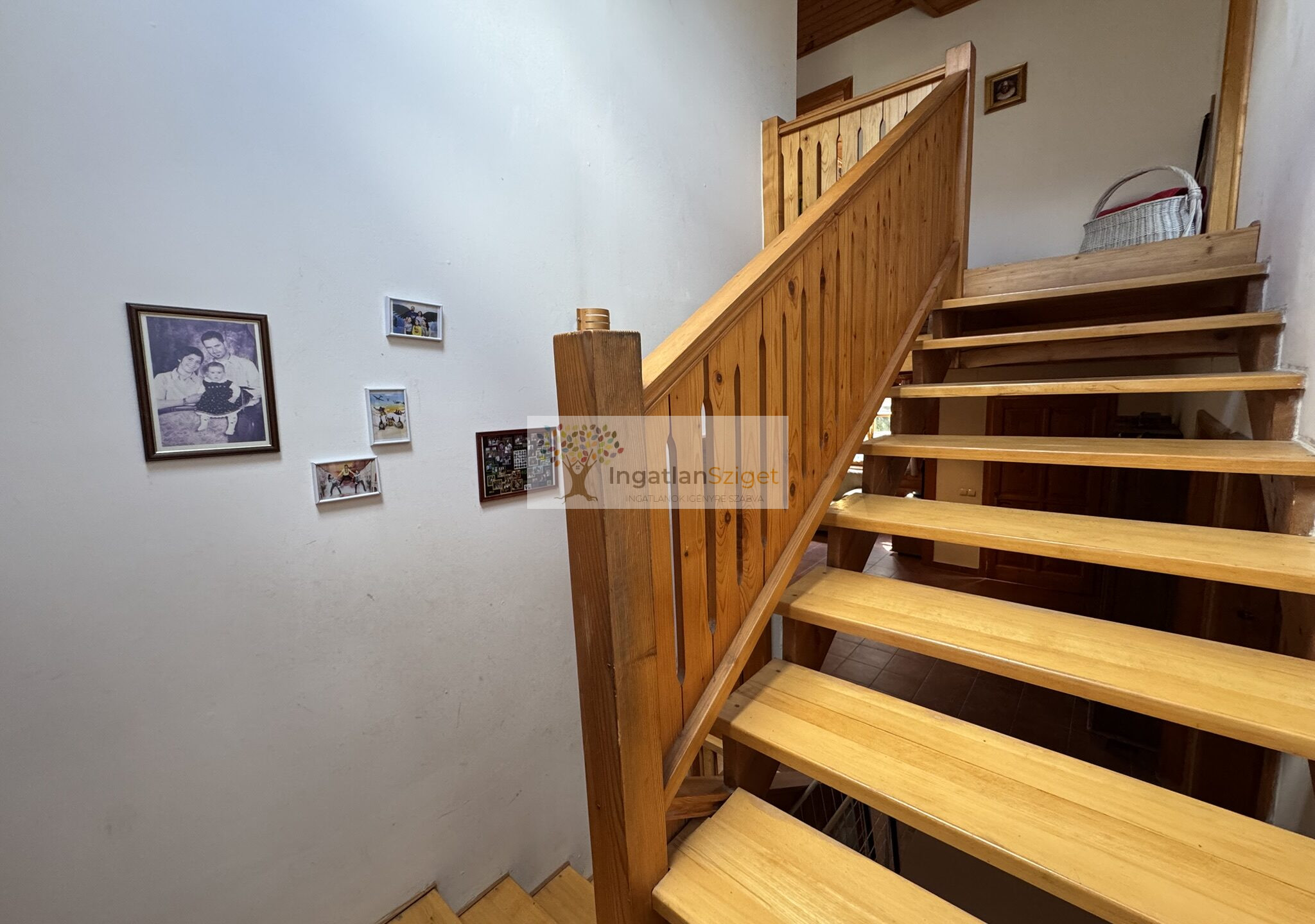 lépcső2